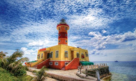 Los faros iluminan siempre el archipiélago de Truong Sa - ảnh 1