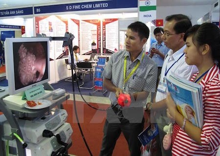 Inauguran onceava exhibición internacional de Sanidad de Vietnam  - ảnh 1