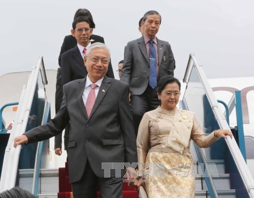 Inicia presidente birmano visita oficial a Vietnam - ảnh 1