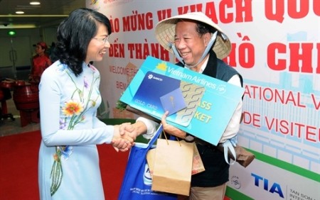 Turismo de la mayor ciudad sureña de Vietnam registra fuerte crecimiento  - ảnh 1