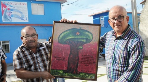 Continúa el tributo a Fidel, a un mes de su desaparición física - ảnh 2