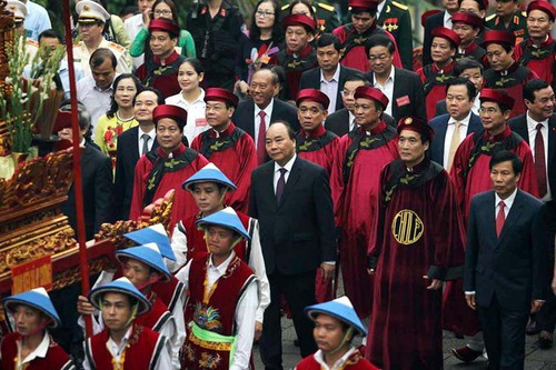 Recuerdan en Vietnam los méritos de los reyes Hung, fundadores del país - ảnh 1