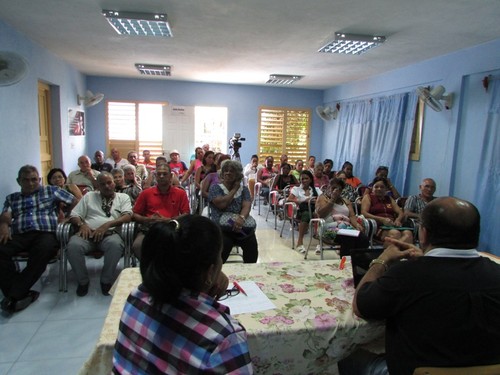 Publicarán en Cuba libro sobre histórica visita de Fidel a Vietnam durante la guerra - ảnh 3