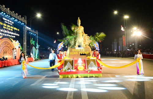 Celebran diversas actividades culturales para homenajear a los reyes Hung - ảnh 2