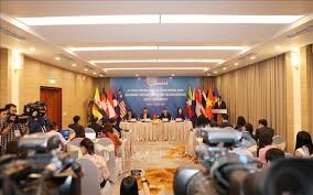 Asean por fortalecer la cooperación financiera regional - ảnh 1