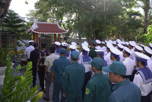 Rinden homenaje a los mártires en la batalla de Gac Ma - ảnh 1