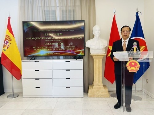 Celebran en España la Fiesta Nacional de Vietnam - ảnh 1