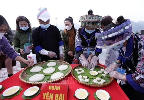 Celebrarán en abril el Festival Cultural de las Etnias de Vietnam 2022 - ảnh 1