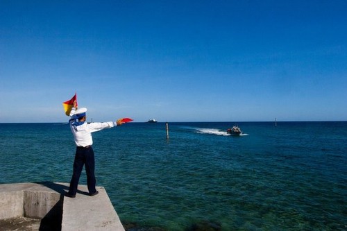 Composiciones emotivas sobre el mar y las islas de Vietnam  - ảnh 1