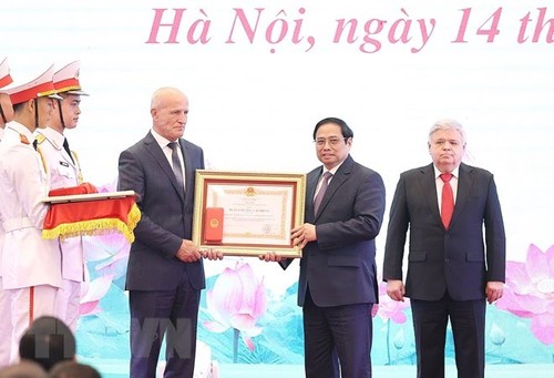 Jefe de Gobierno: Proteger el cuerpo embalsamado del presidente Ho Chi Minh es una tarea política especial - ảnh 1