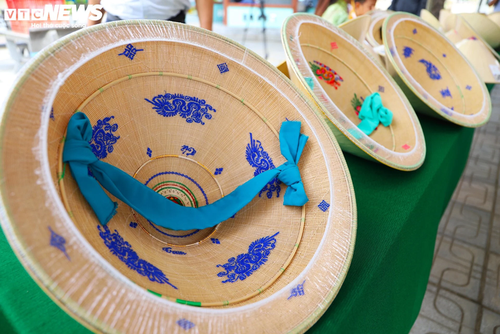 “Sombrero de caballo Phu Gia”: Una obra maestra de la artesanía en Binh Dinh  - ảnh 2