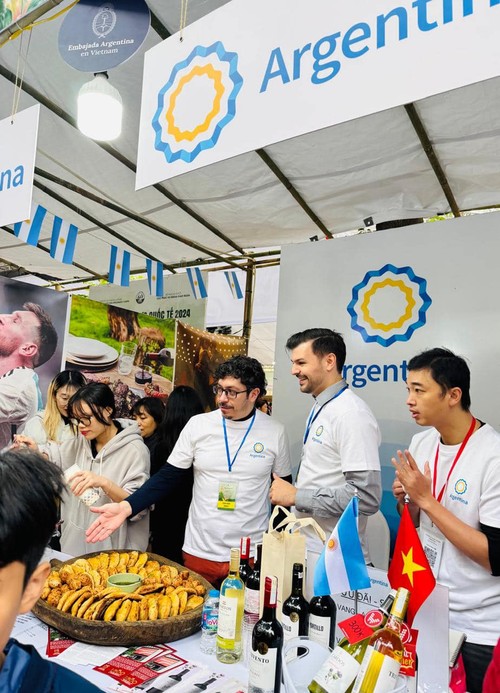 Festival Internacional de Gastronomía 2024 conecta culturas y fomenta la cooperación - ảnh 3