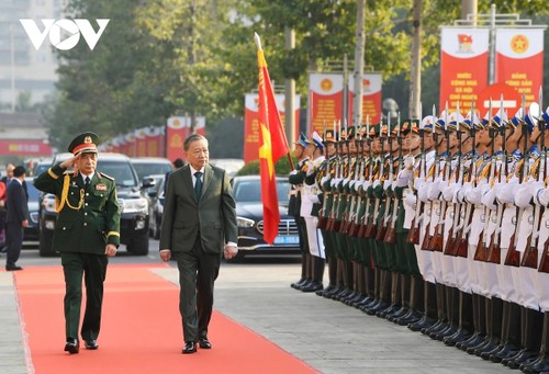 Festeja el Ejército Popular de Vietnam su 80.º aniversario  - ảnh 1