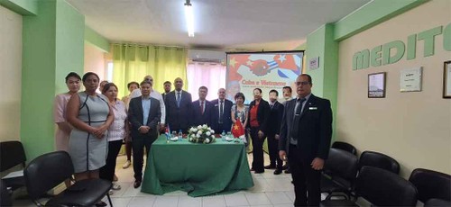 Vietnam y Cuba fortalecen cooperación en Angola en materia de salud - ảnh 1