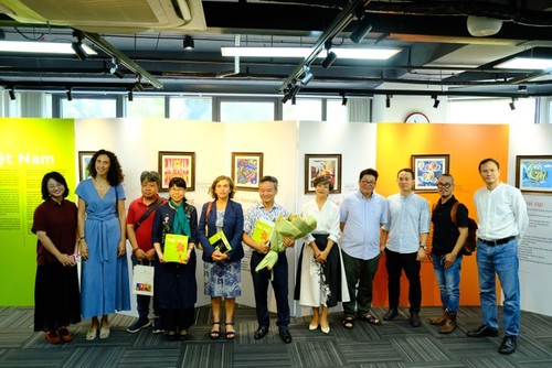 “Con Vietnam”, el libro que conecta almas españolas y vietnamitas a través de la poesía - ảnh 5