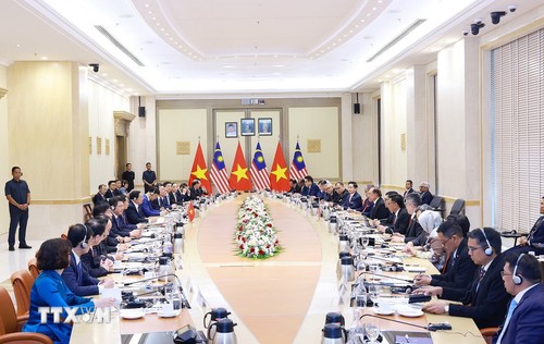 Vietnam y Malasia abogan por impulsar sus relaciones bilaterales hacia un nuevo nivel  - ảnh 2