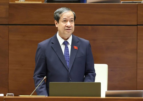 Comienzan comparecencias de miembros del Gobierno vietnamita ante el Parlamento  - ảnh 2