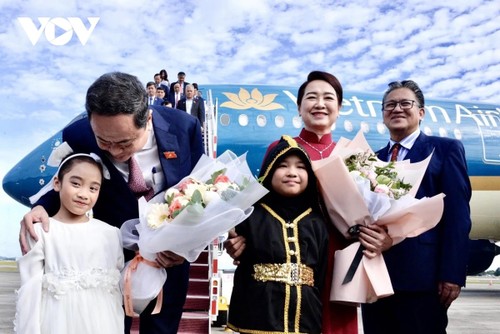 Titular del Parlamento vietnamita inicia su agenda en AIPA-46 y visita oficial a Malasia - ảnh 2