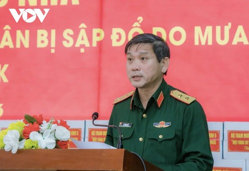 Entregan cerca de 100 casas nuevas de la Campaña Quang Trung en Dak Lak - ảnh 2