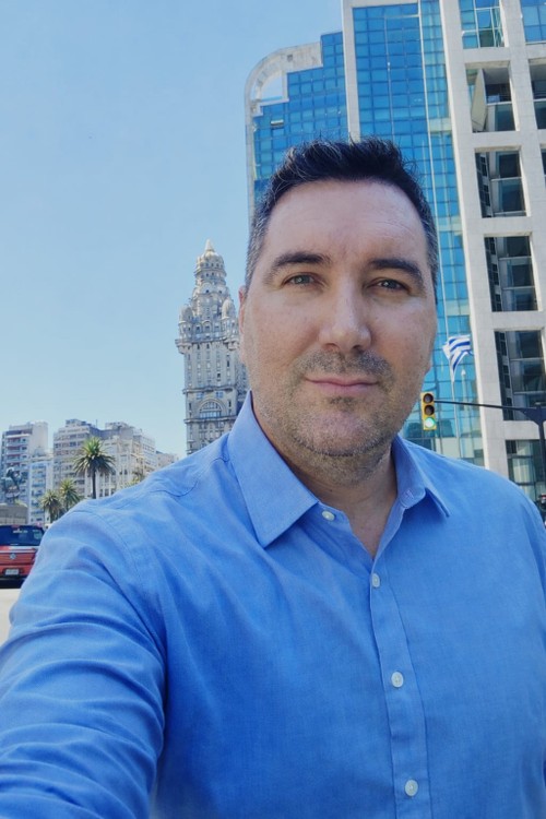 Periodistas cubanos: Partido Comunista de Vietnam dirigirá con éxito la implementación de objetivos nacionales - ảnh 2