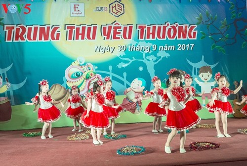 “Trung thu yêu thương“ - ảnh 2