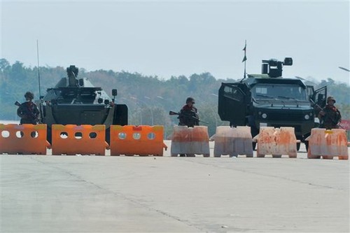 L’armée birmane libère plusieurs hauts officiels - ảnh 1