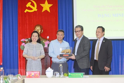 Les Viêt Kiêu de Hô Chi Minh-ville contribuent activement à la construction nationale - ảnh 1