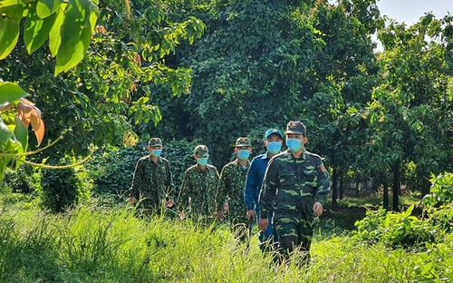 Vu Duc Dam: sanctionner sévèrement les entrées illégales sur le territoire vietnamien - ảnh 1