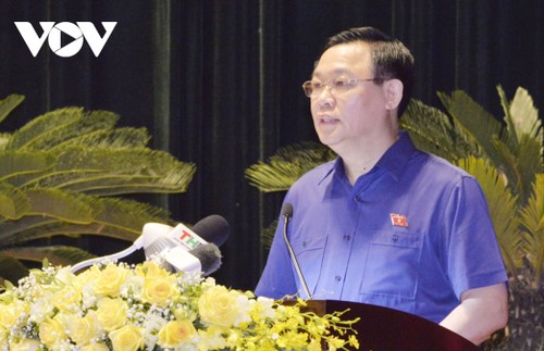 Vuong Dinh Huê rencontre des électeurs de Hai Phong - ảnh 1