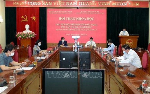 Colloque: Hô Chi Minh et l’aspiration à l’indépendance, à la liberté et au bonheur - ảnh 1