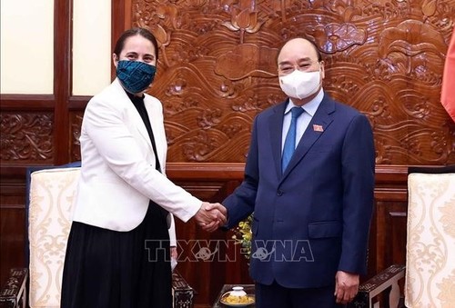 Nguyên Xuân Phuc reçoit l’ambassadrice de Nouvelle-Zélande - ảnh 1