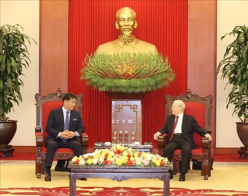 Nguyên Phu Trong rencontre Ukhnaagiin Khurelsukh - ảnh 1