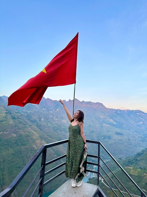 Le plateau calcaire de Dông Van: Joyau touristique incontournable de Hà Giang - ảnh 2