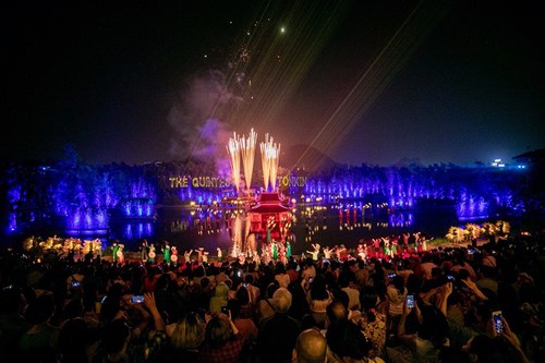 Le tourisme nocturne: une nouvelle frontière pour Hanoï  - ảnh 2