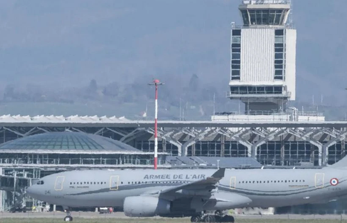 Sécurité: Évacuation de l’aéroport de Bâle-Mulhouse - ảnh 1