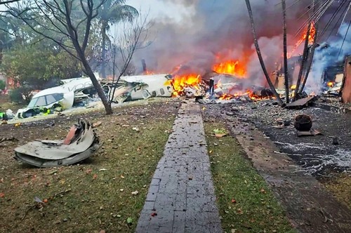 Brésil: Pas de survivants dans le crash d’un avion avec 62 personnes à bord - ảnh 1