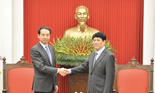 L’ambassadeur de Chine reçu par le permanent au Secrétariat du Comité central du Parti communiste vietnamien - ảnh 1