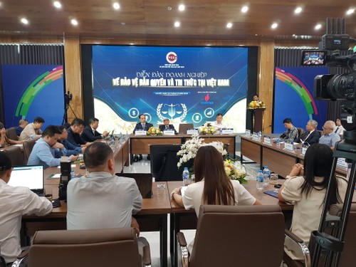 Forum d'affaires sur la protection du droit d'auteur et du savoir vietnamiens - ảnh 1