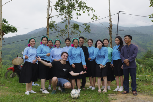 Once Upon a Bridge II: Quand le football rencontre la musique - ảnh 2