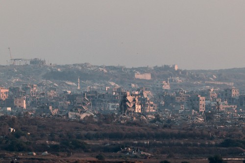 Gaza: 23 morts en 24 heures dans les bombardements israéliens - ảnh 1