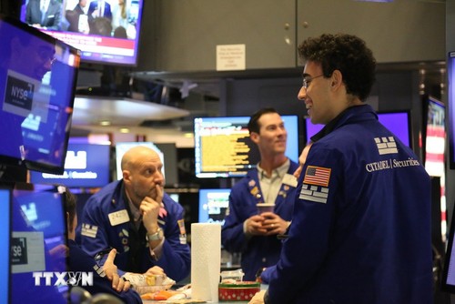 Les Bourses mondiales s’envolent après les chiffres de l’inflation américaine - ảnh 1