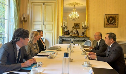 Le Vietnam et la France renforcent leur coopération pour une économie maritime durable et un environnement vert - ảnh 1