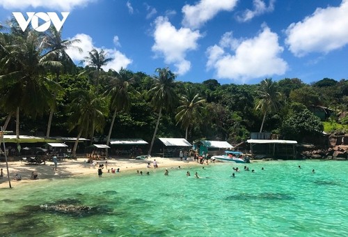 Readers’ Choice Awards 2025: Perleninsel Phu Quoc wird als schönste Insel Asiens ausgezeichnet - ảnh 2