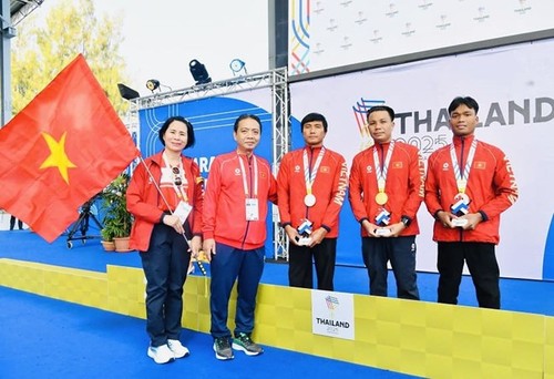 Jeux Paralympiques de l’ASEAN: les nageurs vietnamiens décrochent cinq ors - ảnh 1