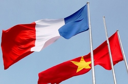 Le Vietnam mise sur FPT pour renforcer ses liens économiques avec la France - ảnh 1