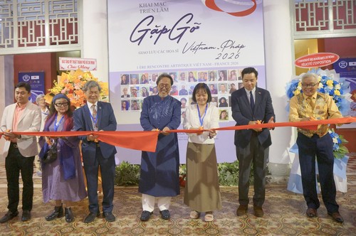 Vernissage de l’exposition «Rencontre Vietnam – France 2026» - ảnh 1