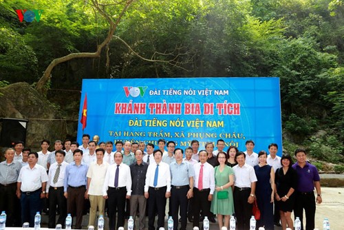 เยือนสถานที่ประธานโฮจิมินห์อ่านบทกวีอวยพรปีใหม่ผ่านสถานีวิทยุเวียดนามเมื่อ 70 ปีก่อน - ảnh 3