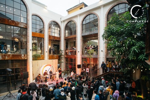 Kreativer Kulturraum aus alter Fabrik - ảnh 1