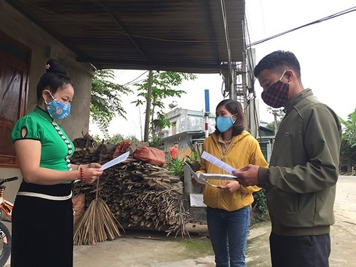 ให้ความสนใจสนับสนุนชนกลุ่มน้อยในสภาวการณ์ที่โรคโควิด- 19ระบาดรุนแรง - ảnh 1