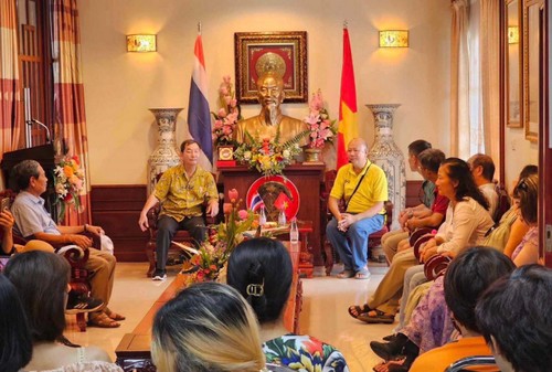 คุณ อรรถพล เรืองสิริโชค ผู้ที่มีส่วนช่วยเผยแพร่วัฒนธรรมเวียดนามในประเทศไทย - ảnh 4